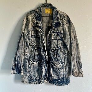 Women’s acid wash denim jacket
